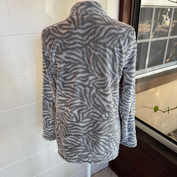 Multiples Fuzzy Pullover - Picture 2 of 5